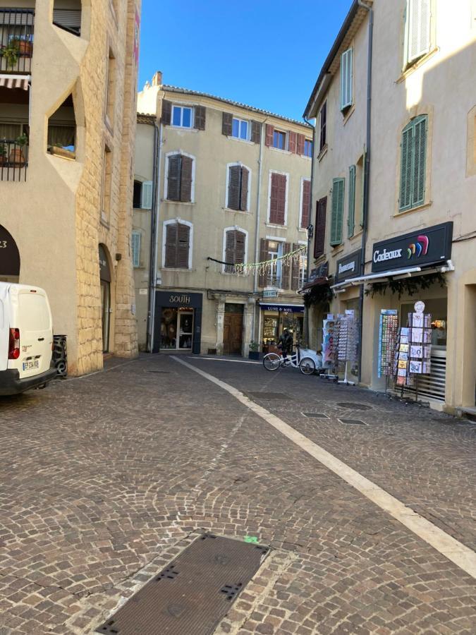 Appartement Cosy Salon-de-Provence Exterior foto