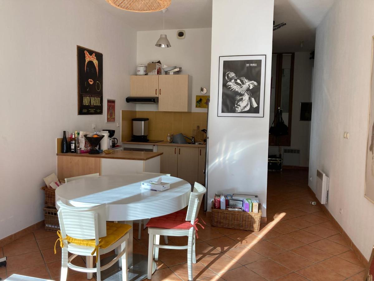 Appartement Cosy Salon-de-Provence Exterior foto
